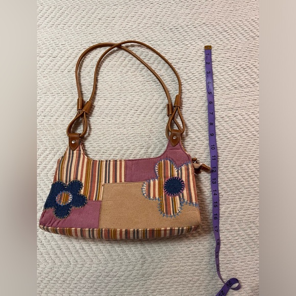 Y2K Style Patchwork Handbag with Flowers - Picture 4 of 7